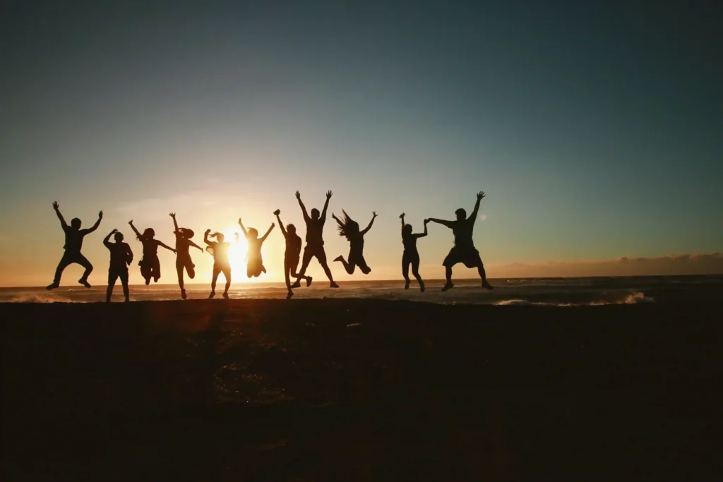 make friends in Dubai