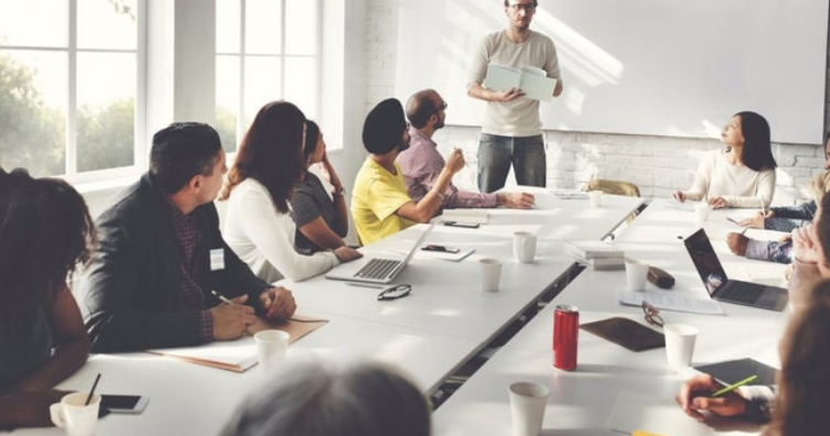 Workshops in Dubai to make friends